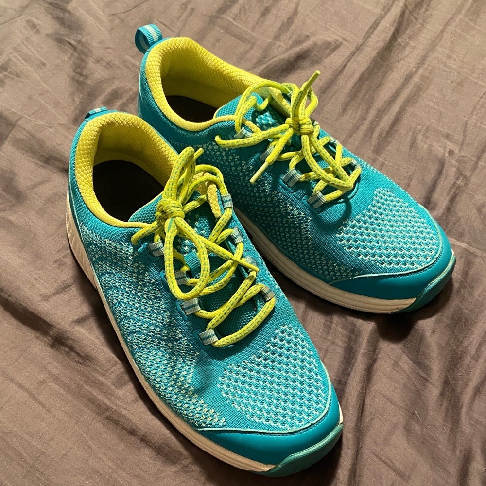 Orthofeet Women’s Comfort Orthotic Running Shoes size 9